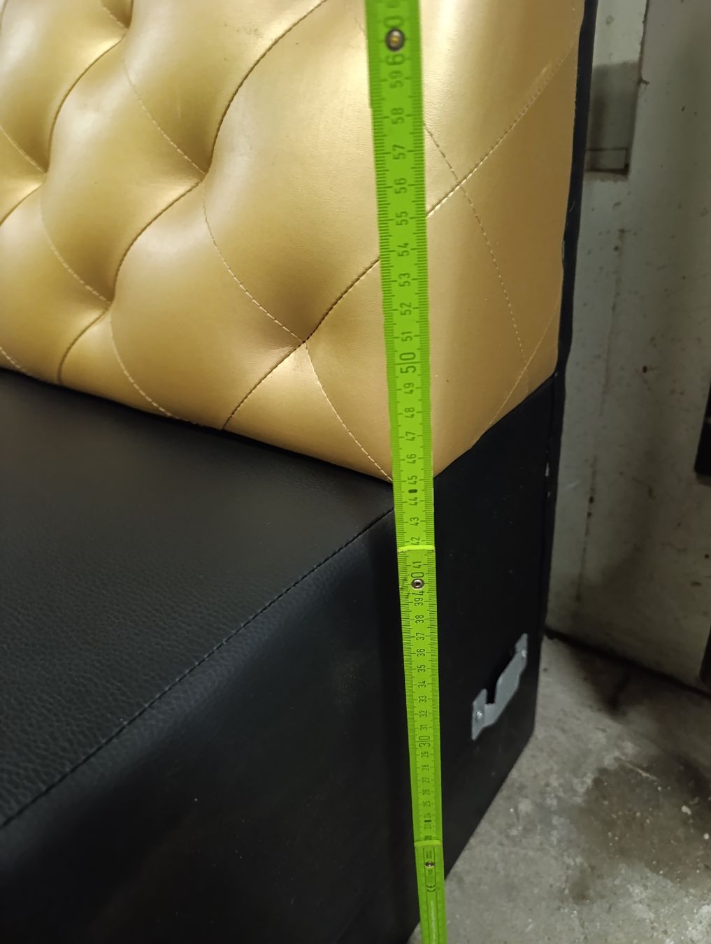 Sofas: Sofa Teil einer riesen Lounge – Defekt aus Romanshorn von dav_h2lv 1