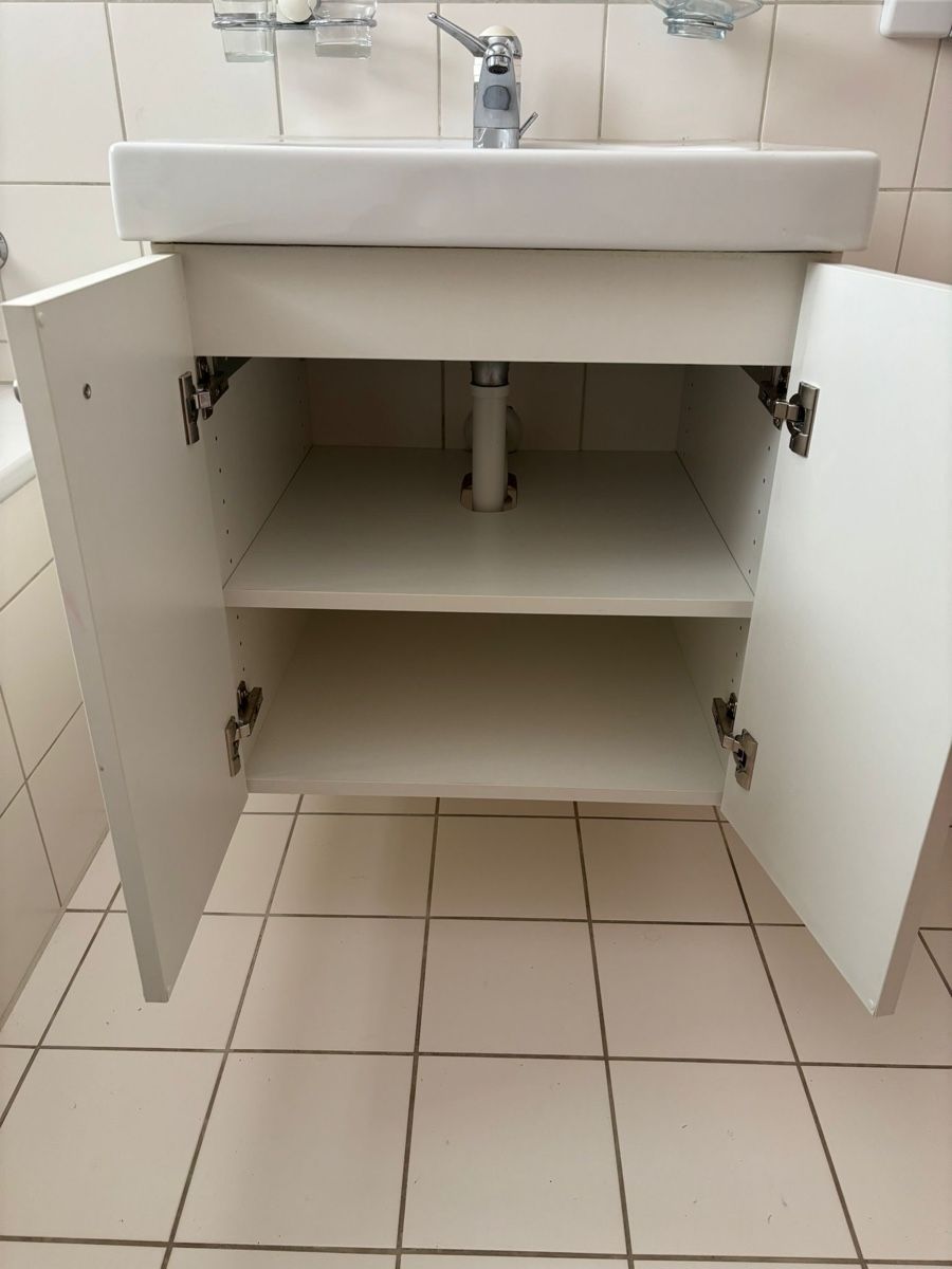 Mobili per bagno: Badmöbel Unterbau – Usato da Wolfenschiessen venduto da Ammas 1