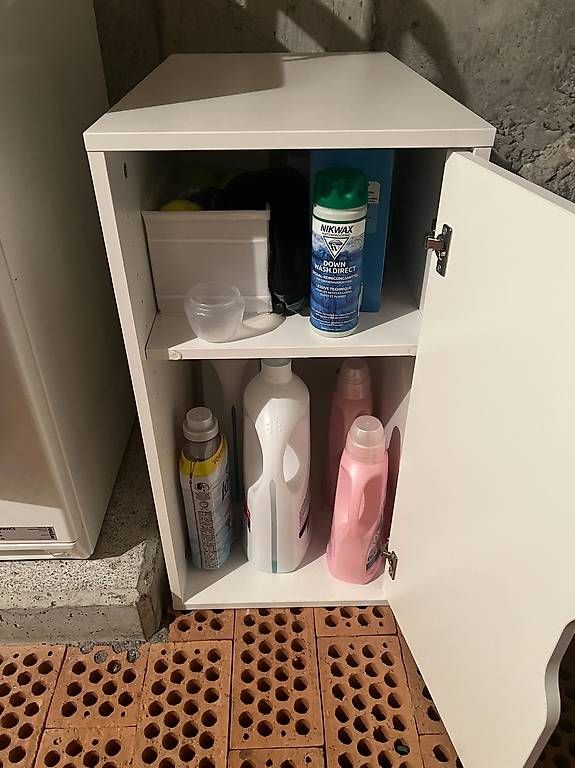 Ikea Armadi: Kleiner Schrank / Stauraumschrank – Usato da Bern venduto da Bla_22 1