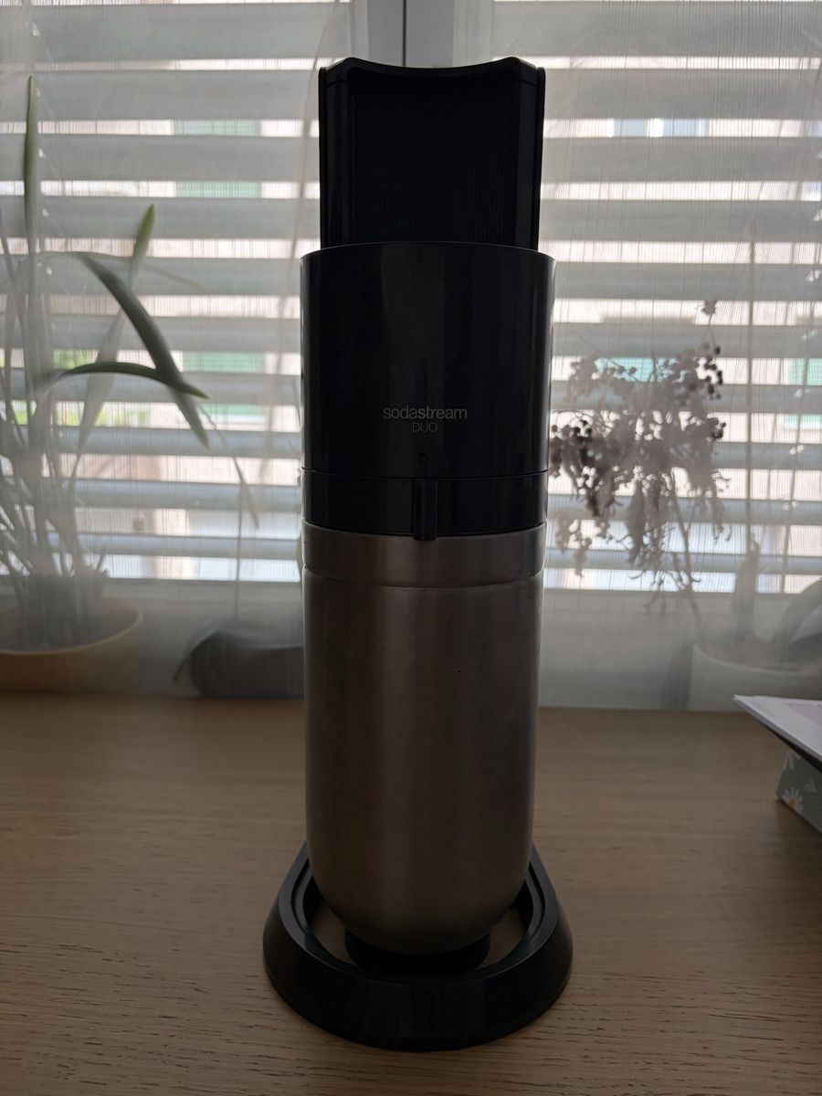 Sodastream Küchengeräte: Sodastream Duo inkl. Glasflasche – Gebraucht aus Volketswil von millimilli 1
