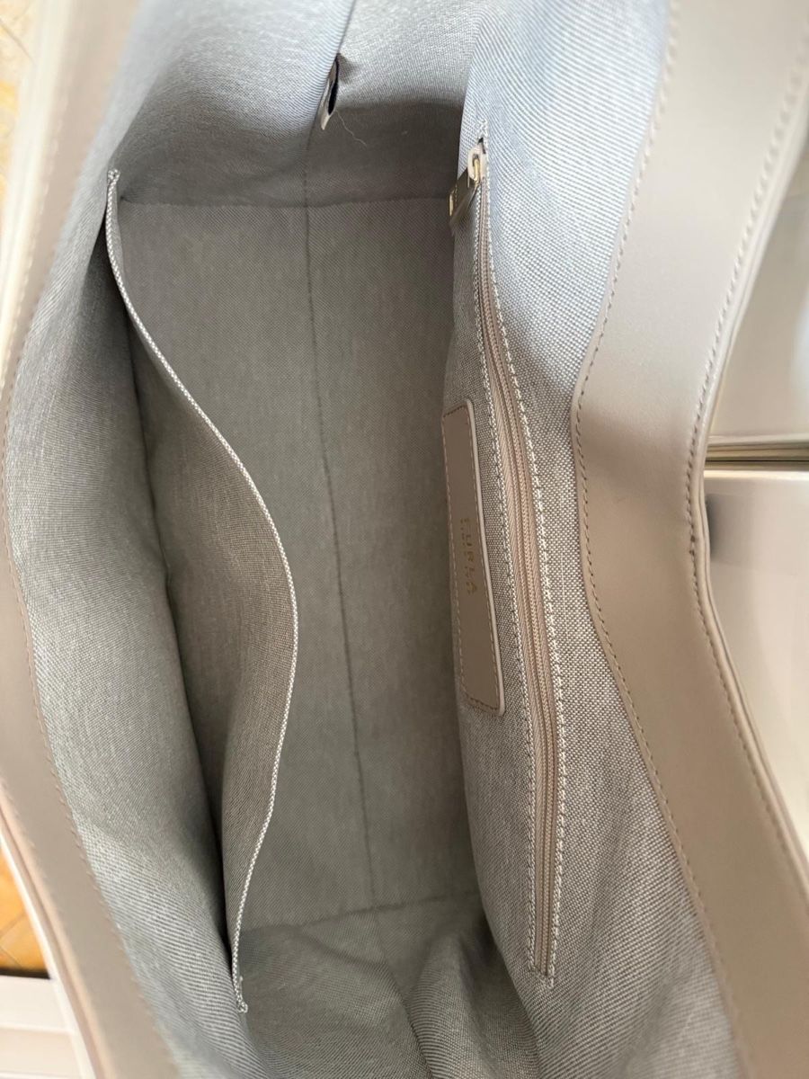 Furla Borse da donna: Sac à main FURLA Goccia, beige – Nuovo e nell'imballaggio originale da Préverenges venduto da Gilchris 2