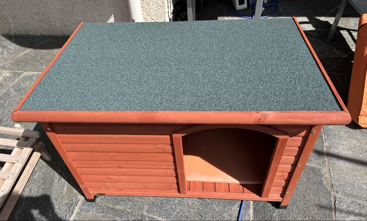 Liege- & Schlafplätze: Hundehütte aus Holz – Neu (gemäss Beschreibung) aus Zürich von The_Outlaw 2