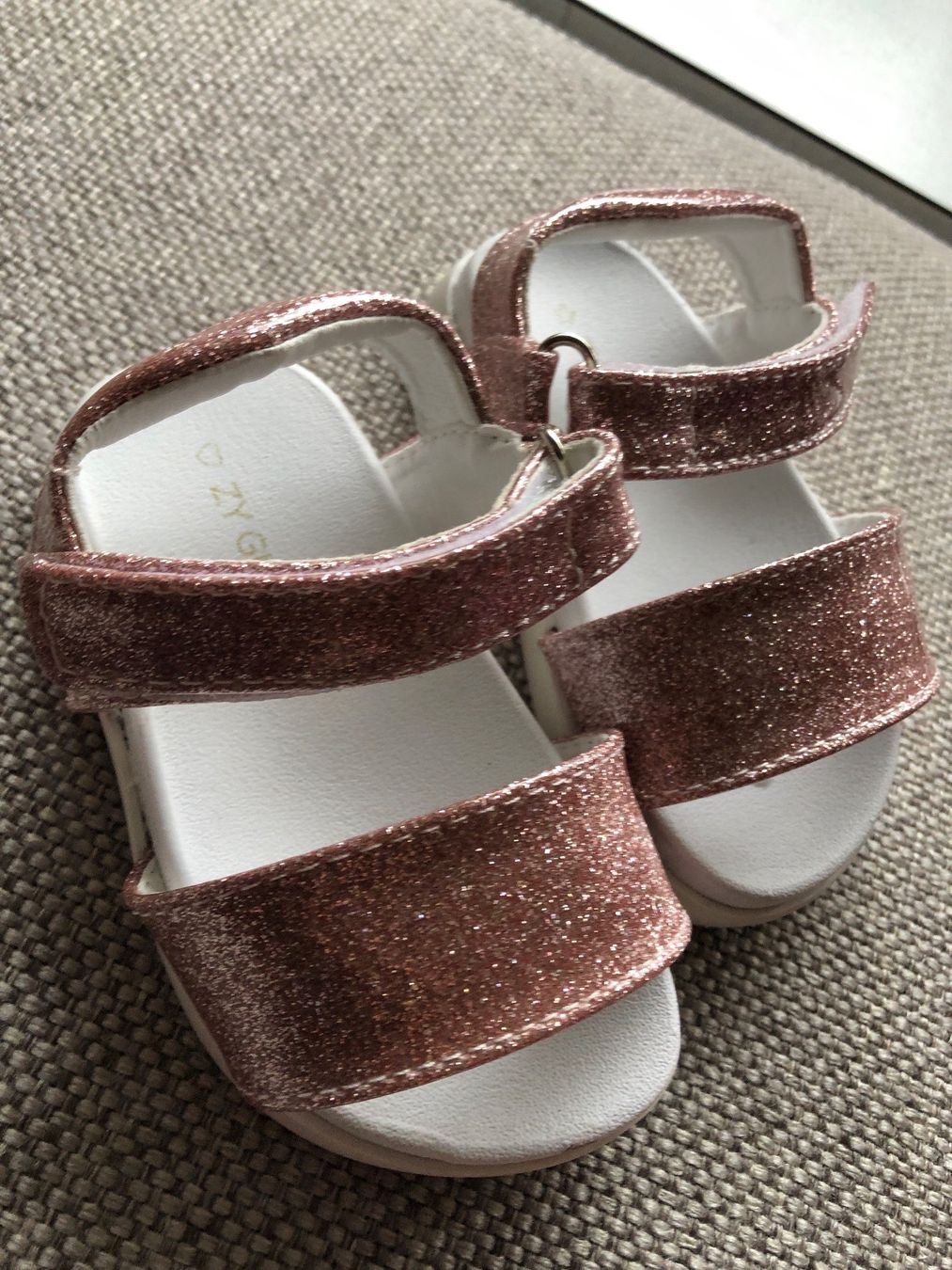 Scarpe per ragazzi: Baby party sandals 20 – Nuovo (secondo la descrizione) da Brugg AG venduto da Magna3 1