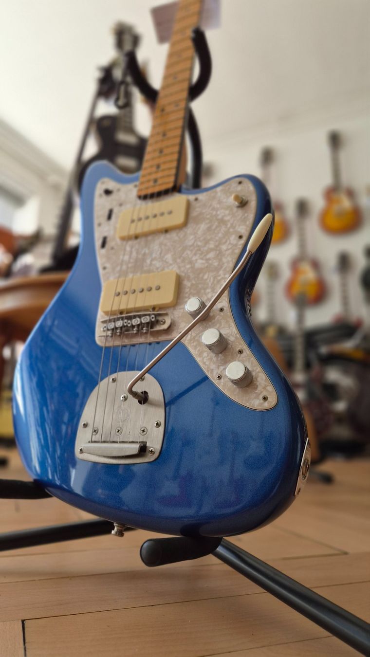 Fender Strumenti musicali: Fender Jazzmaster Ultra – Usato da pieterlen venduto da AntonelloGuitars 1