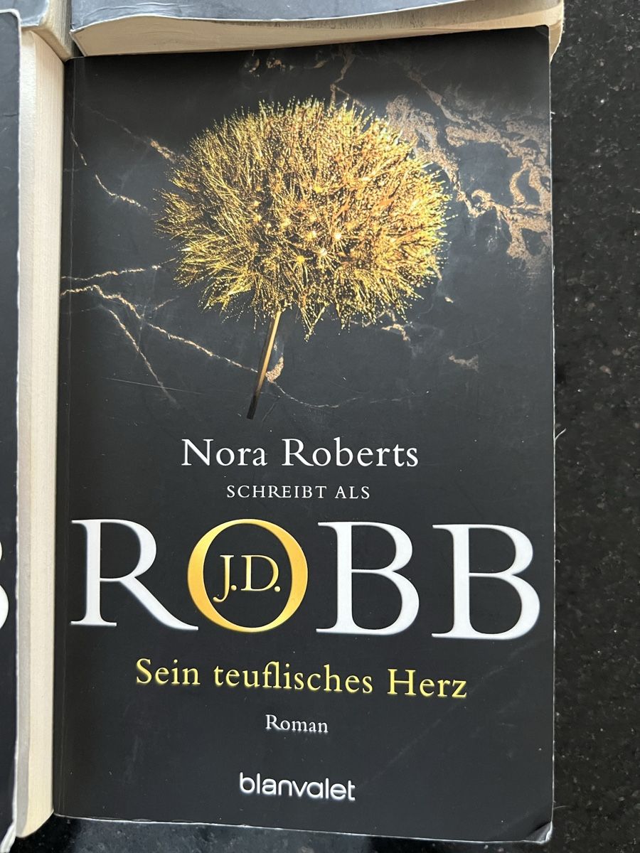 Libri: 6 Bücher J.D. Robb / JD Robb / J D Robb / Nora Roberts – Usato da Kriegstetten venduto da saendy84 6