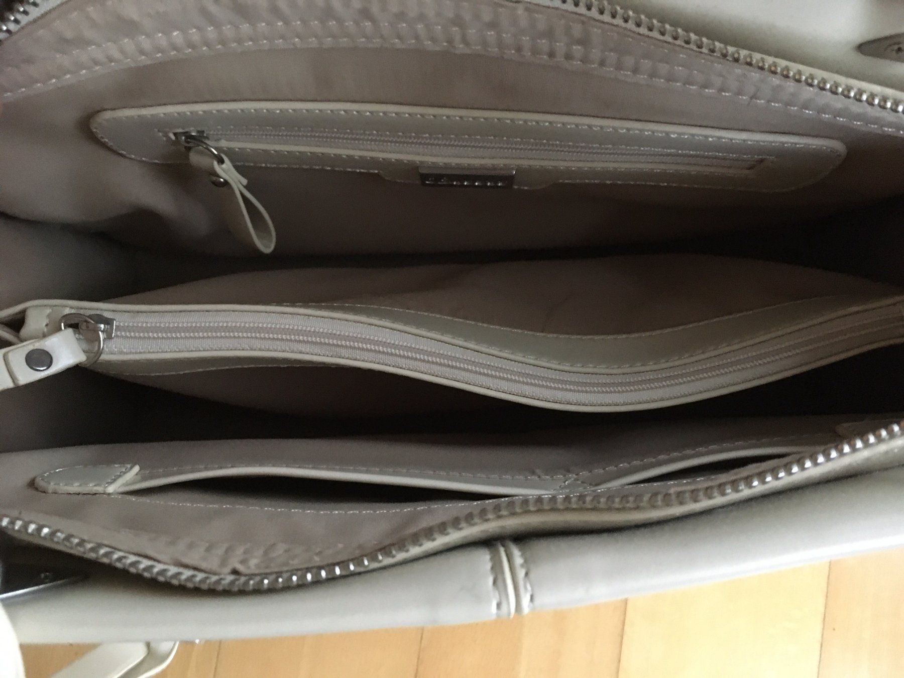 Taschen für Damen: Handtasche – Gebraucht aus Münchenstein von ann_2n6y 5