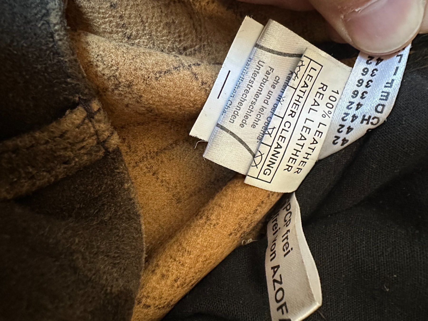 Hosen: Lederhose, Trachtenhemd, Strümpfe – Gebraucht aus Zürich von jbr_p8kh 6