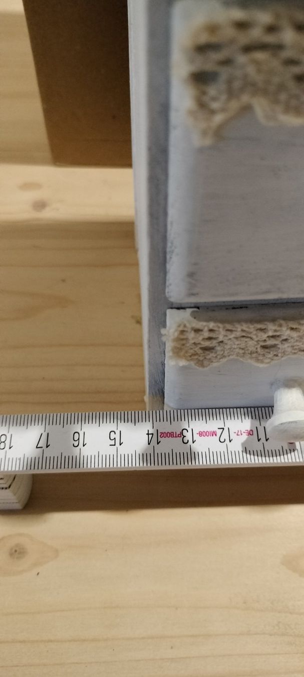 Tutte le decorazioni: Schränkli mini – Usato da Gansingen venduto da Lisa-Jane 2