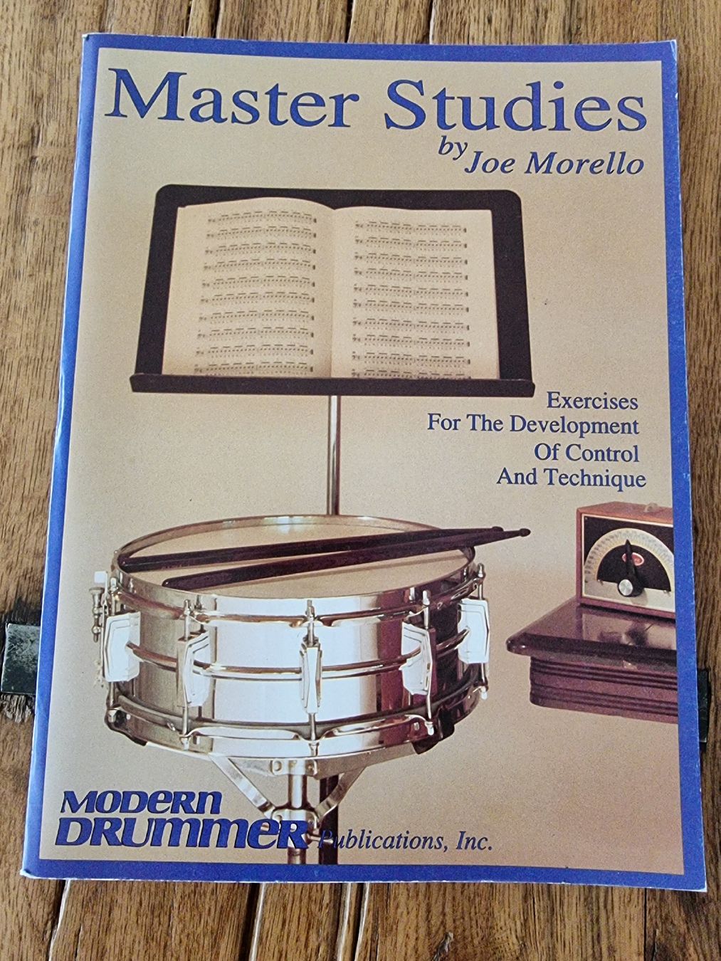 Strumenti musicali: JOE MORELLO MASTERSTUDIES SCHLAGZEUG LEHRMITTEL – Nuovo (secondo la descrizione) da Zofingen venduto da Tinpan