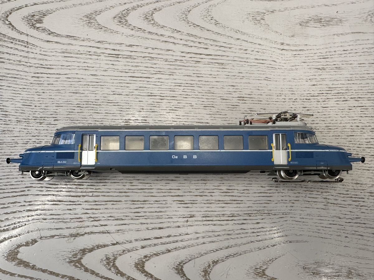 Märklin Modelleisenbahnen: Märklin 3127 OeBB RBe 2/4 Blauer Pfeil – Gebraucht aus Lupsingen von New-Haven 2