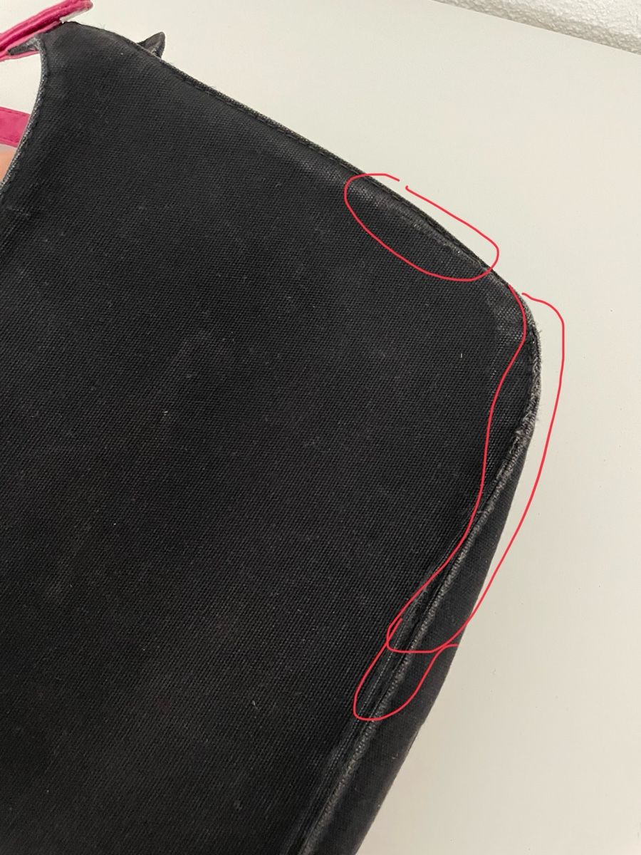 Taschen für Damen: Schwarze Handtasche mit Blumenstickerei – Defekt aus Winterthur von tat_ky5h 8