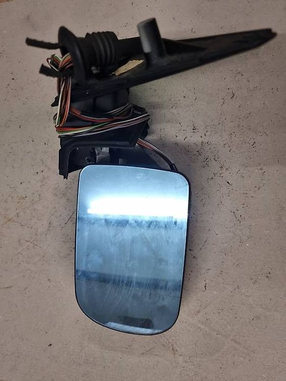 BMW Tutti pezzi di ricambio auto: Original BMW E34 Aussenspiegel rechts – Usato da Zihlschlacht venduto da Fan2002