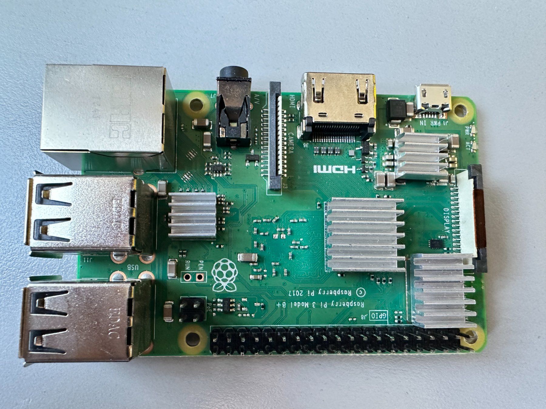 Raspberry Pi PCs: Raspberry Pi 3 Model B+, 1GB RAM – Gebraucht aus Matzingen von