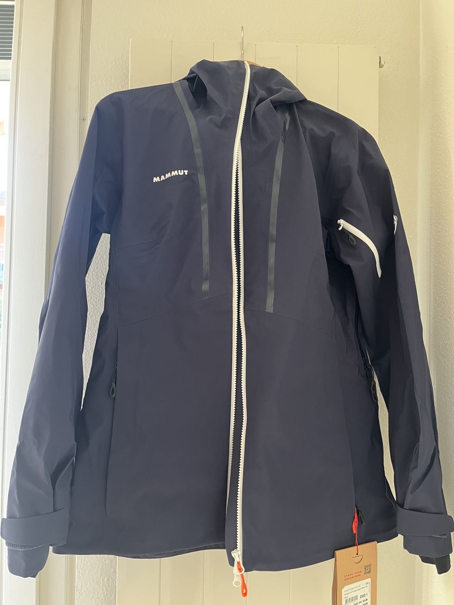Mammut Giacche: Mammut Hardshelljacke Damen neu – Nuovo e nell'imballaggio originale da Riehen venduto da kle_h6z7