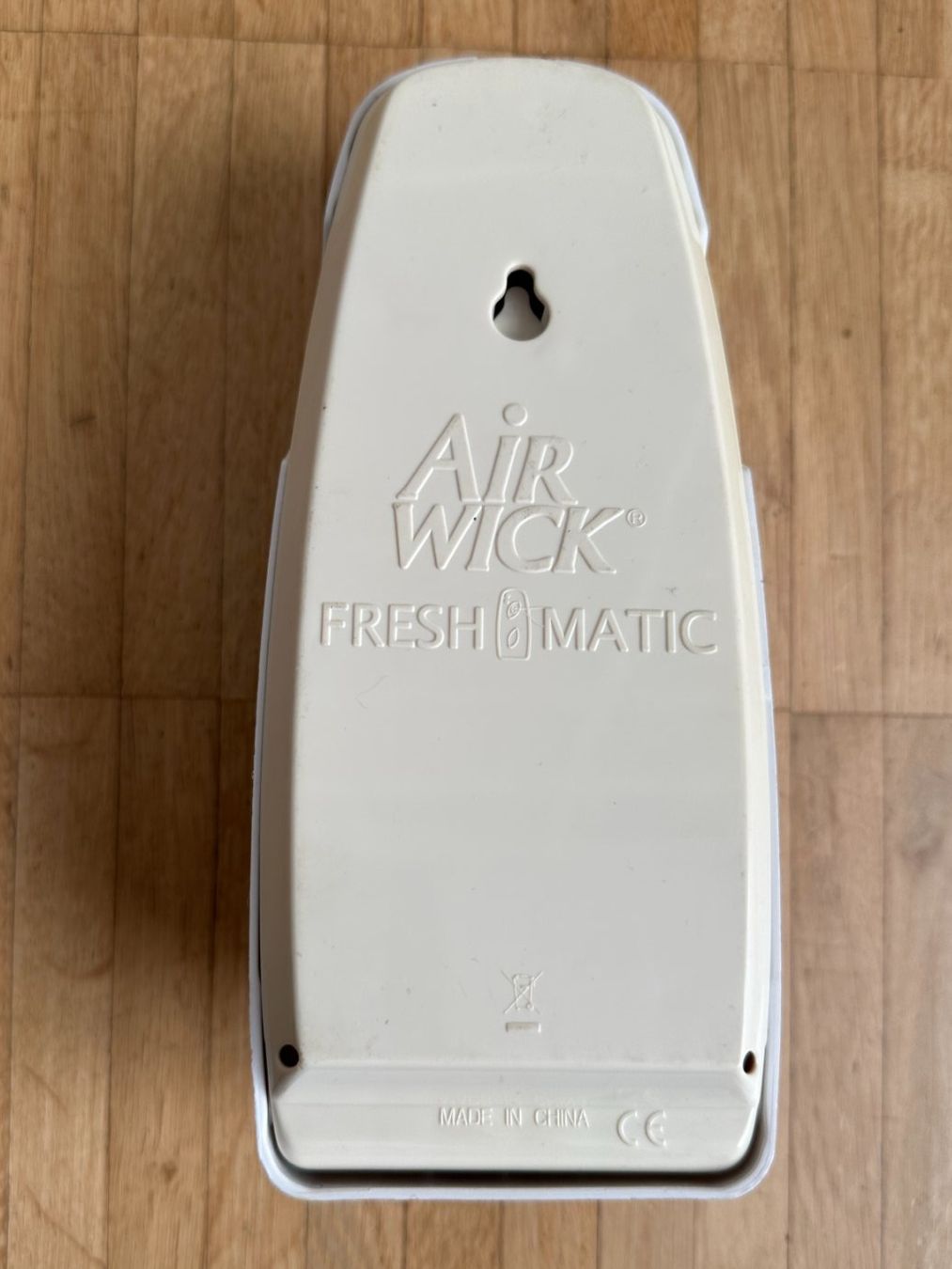 Spray per ambienti: AirWick Y-Press Duftspender Lufterfrischer – Usato da Zug venduto da Supervamp 1