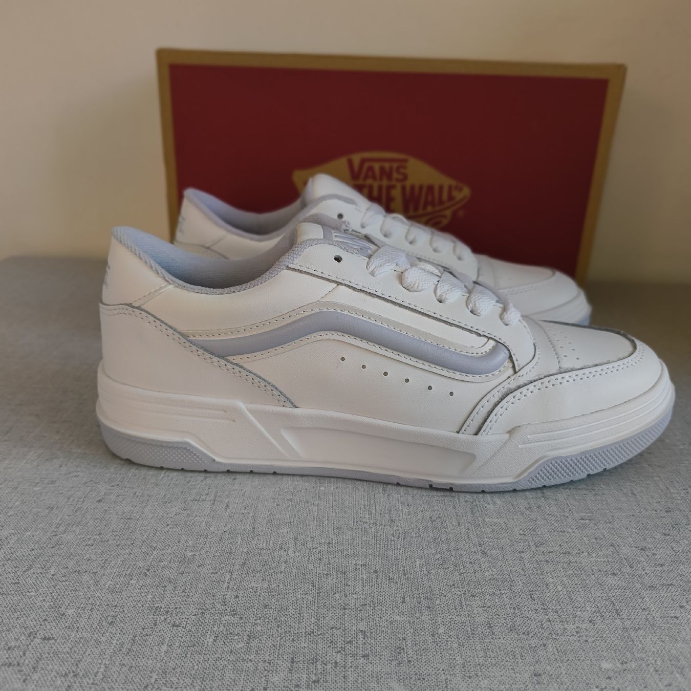Vans Scarpe da uomo: Vans Hylane, Grösse US 8 EURO 40.5 – Nuovo e nell'imballaggio originale da Uitikon Waldegg venduto da PJLS1