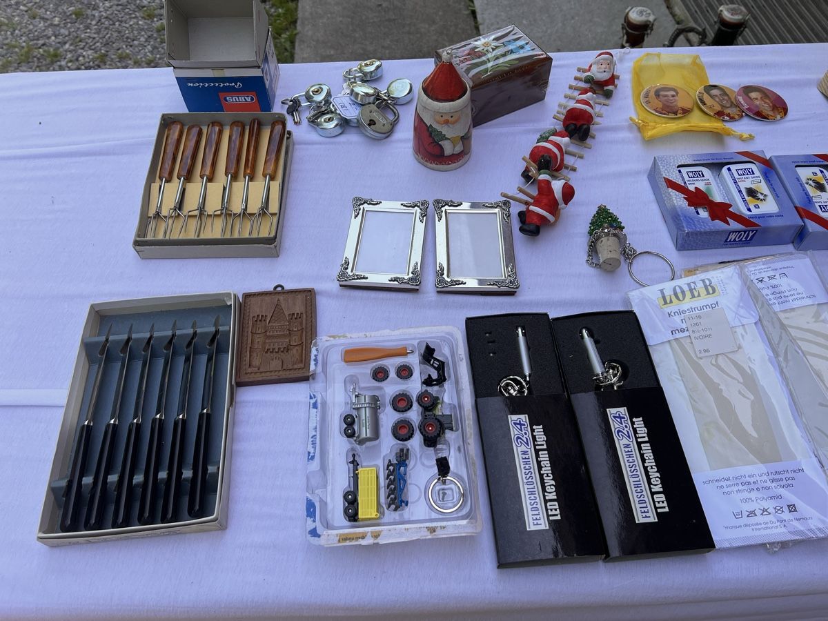 Tutte le decorazioni: Verschiedene Flohmarktartikel (40) – Usato da Glattfelden venduto da maa_qcj8 7