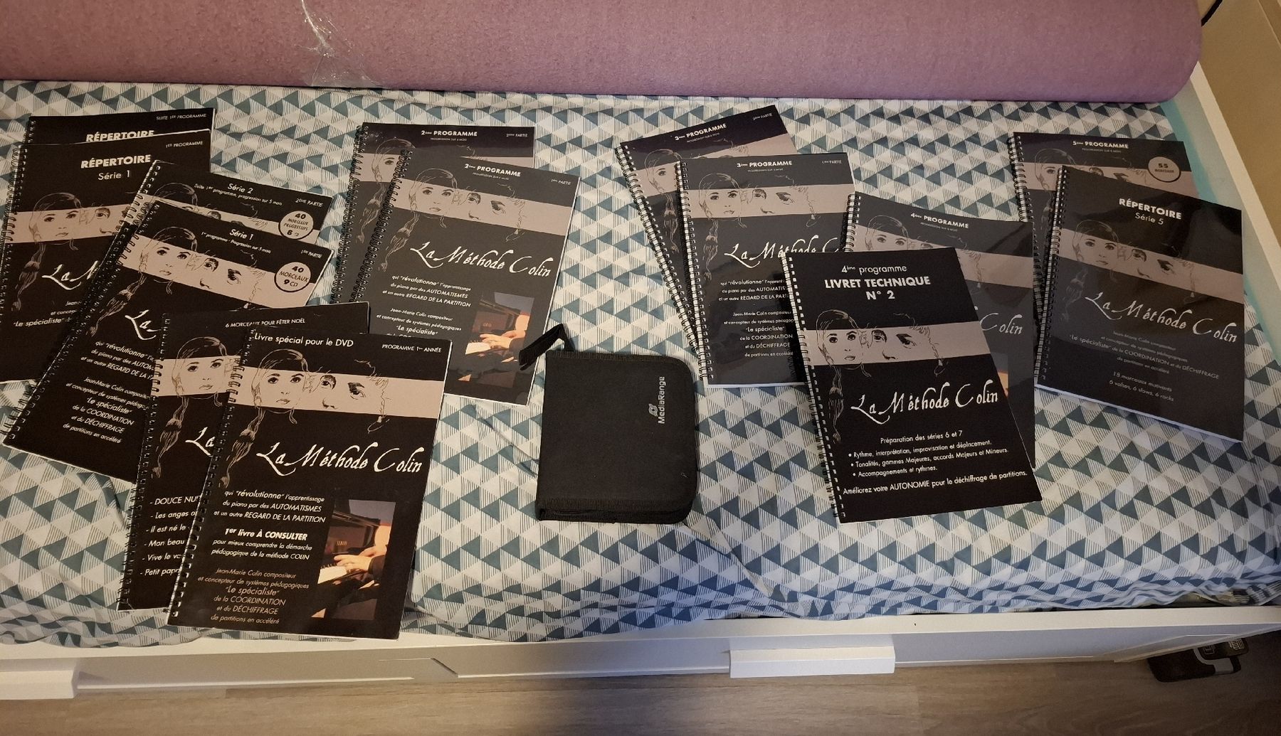 Libri: Méthode de Piano Colin  - état impeccable avec 21 CD – Nuovo (secondo la descrizione) da Moutier venduto da Skiaf