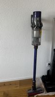 Staubsauger Dyson V11 mit Wandhalterung gebraucht