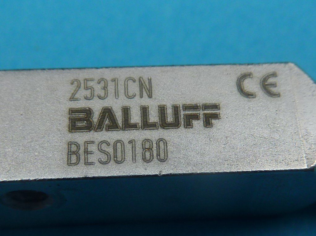 Componenti elettronici: Balluff Induktiver Sensor BES0180 2531CN – Nuovo (secondo la descrizione) da Lömmenschwil venduto da ritalin01 1