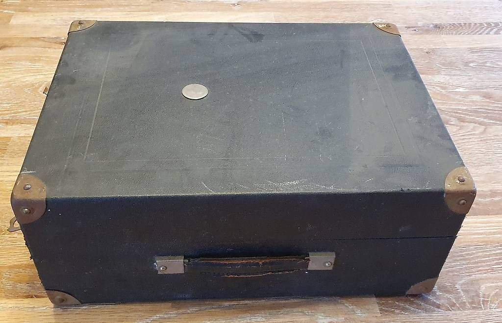 Plattenspieler: Gramophone ancien – Gebraucht aus La Chaux-de-Fonds von Titine28 2