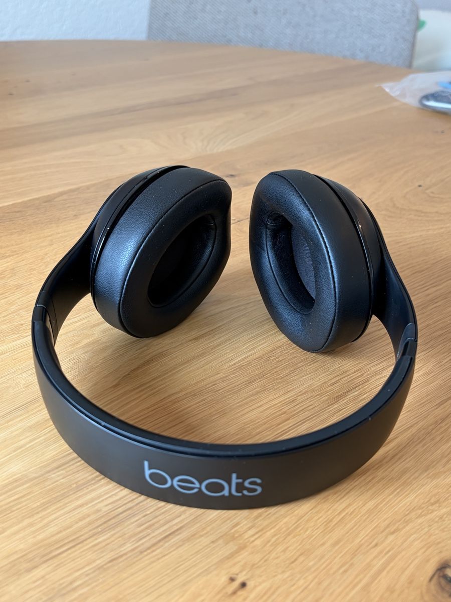 Beats Cuffie: Beats studio wireless Kopfhörer (2013-2017) – Usato da Bern venduto da cycloor 2