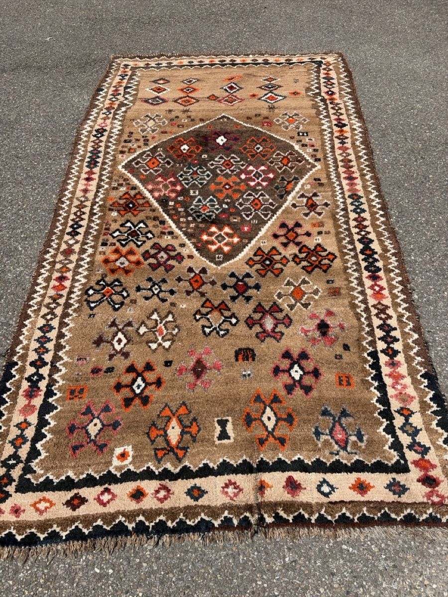 Gabbeh Tappeti: Gabbeh Nomaden Teppich Iran  – Usato da Wängi venduto da Tesimo