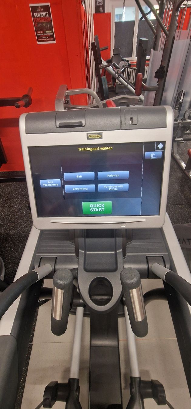 Technogym Hometrainer: technogym s.p.a crosstrainer – Gebraucht aus Aarau von shq_869r 4