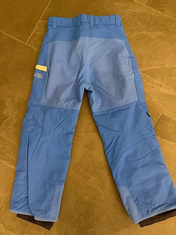 Pantaloni: Skihose von 8848 Altitude in Gr. 150 – Usato da Egg b. Zürich venduto da Semmeli10 2