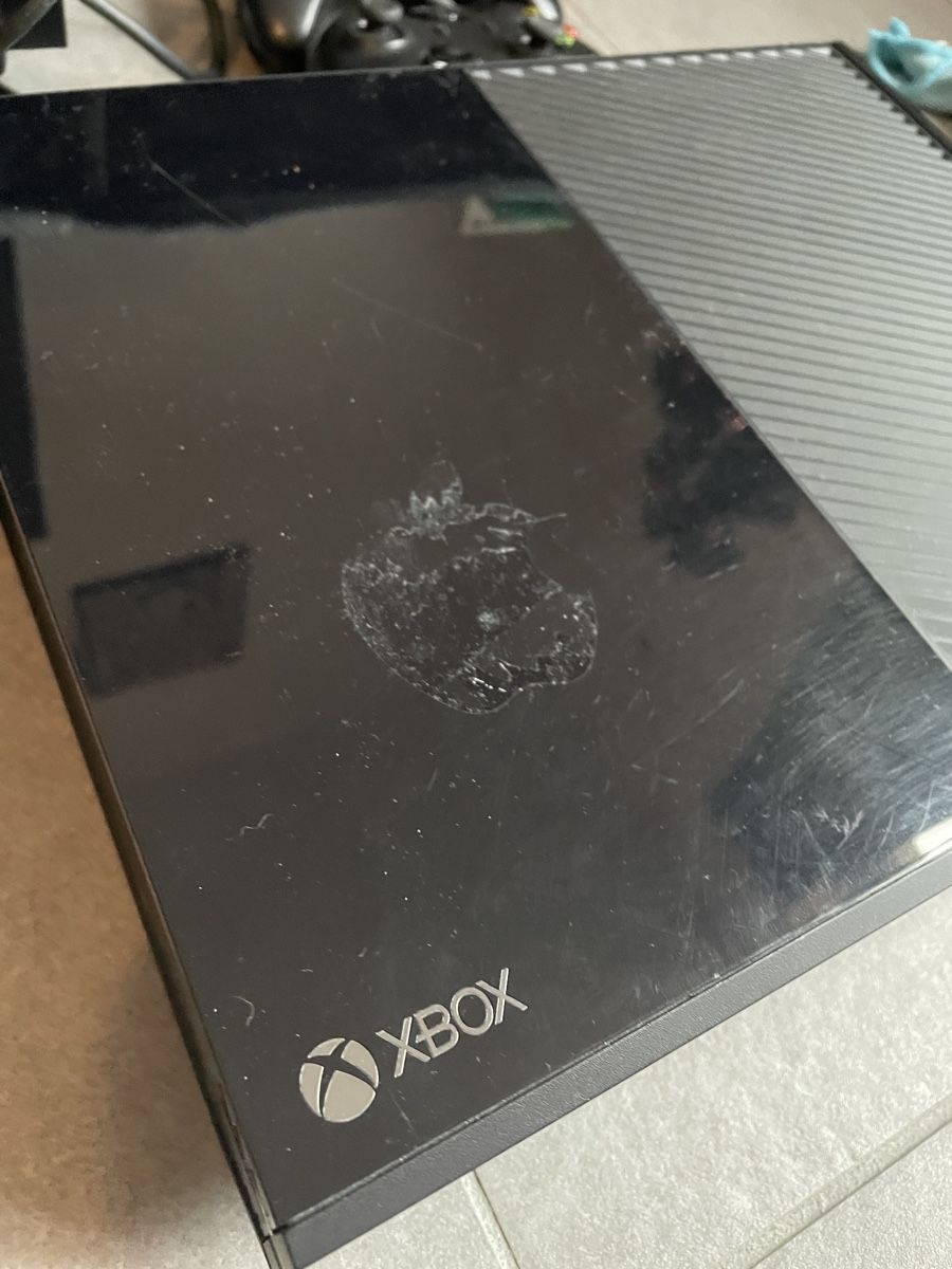 Microsoft Console: Xbox One 500 Gb + 2 Controllers + Kinect + 14 Games – Usato da La Neuveville venduto da RainbowCupcake 5