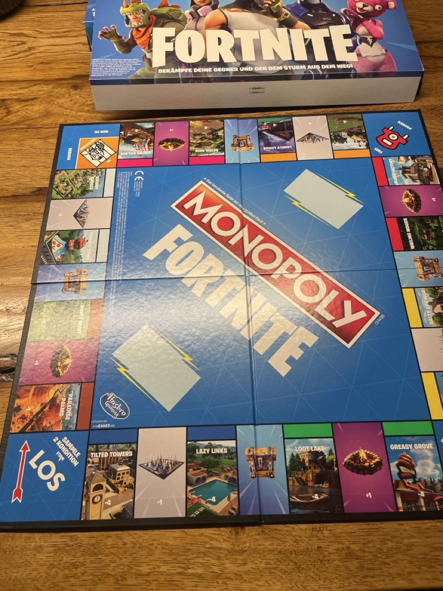 Spiele: Monopoly Fortnite neuwertig – Neu und originalverpackt aus Holderbank AG von Hallo104 7