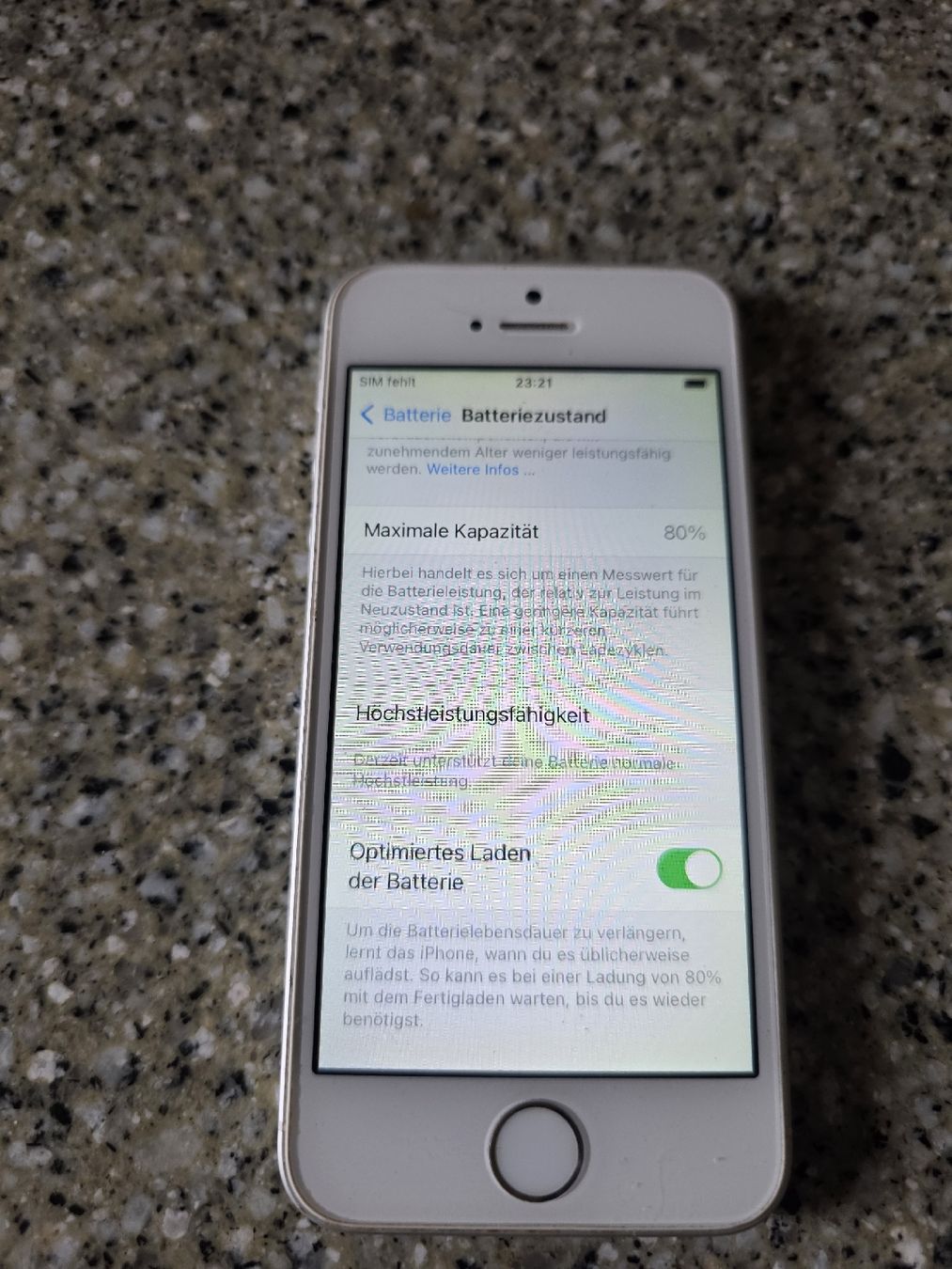 Apple Telefoni cellulari / Smartphones: iPhone SE 32GB Silber guter Zustand – Usato da Olten venduto da Prinzenstyle