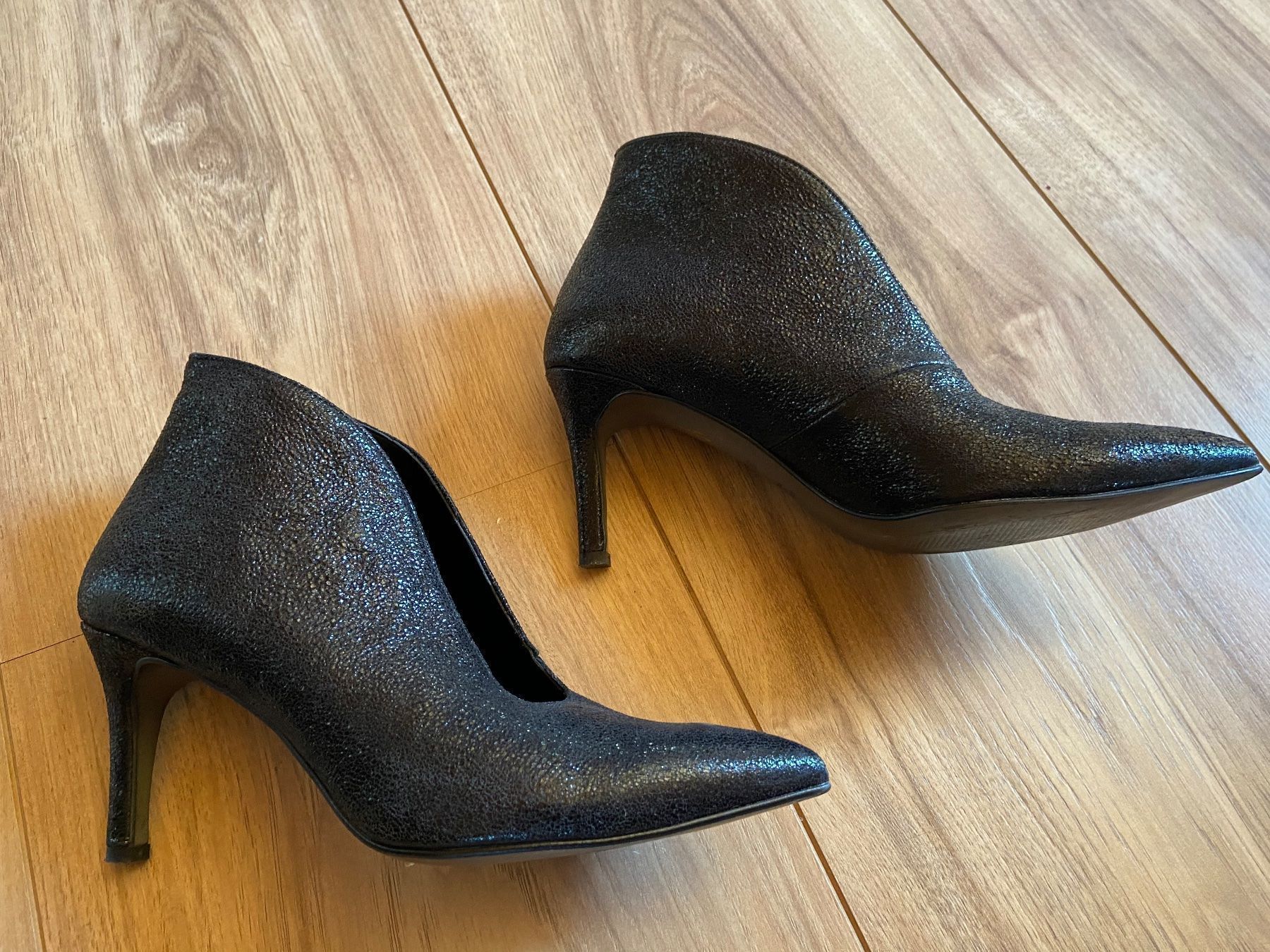 Scarpe da donna: Bottines Poetry 38 – Nuovo (secondo la descrizione) da Epalinges venduto da madeleine05