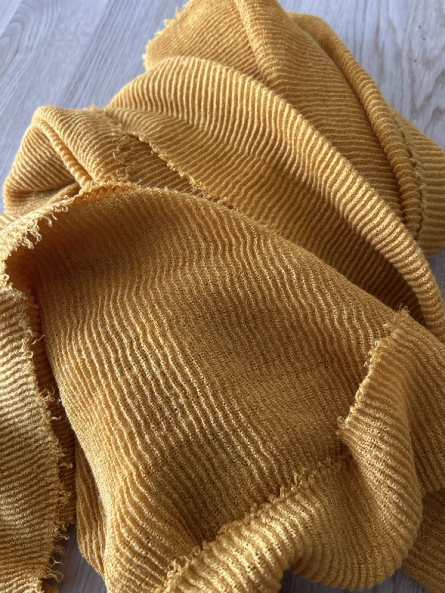 Foulards, Tücher & Schals: Schal Senfgelb / Goldgelb – Gebraucht aus Herisau von trainee0102 1