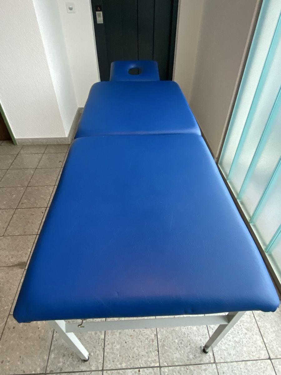 Sedie a sdraio: Massageliege klappbar – Usato da emmenbrücke venduto da hebi03 1