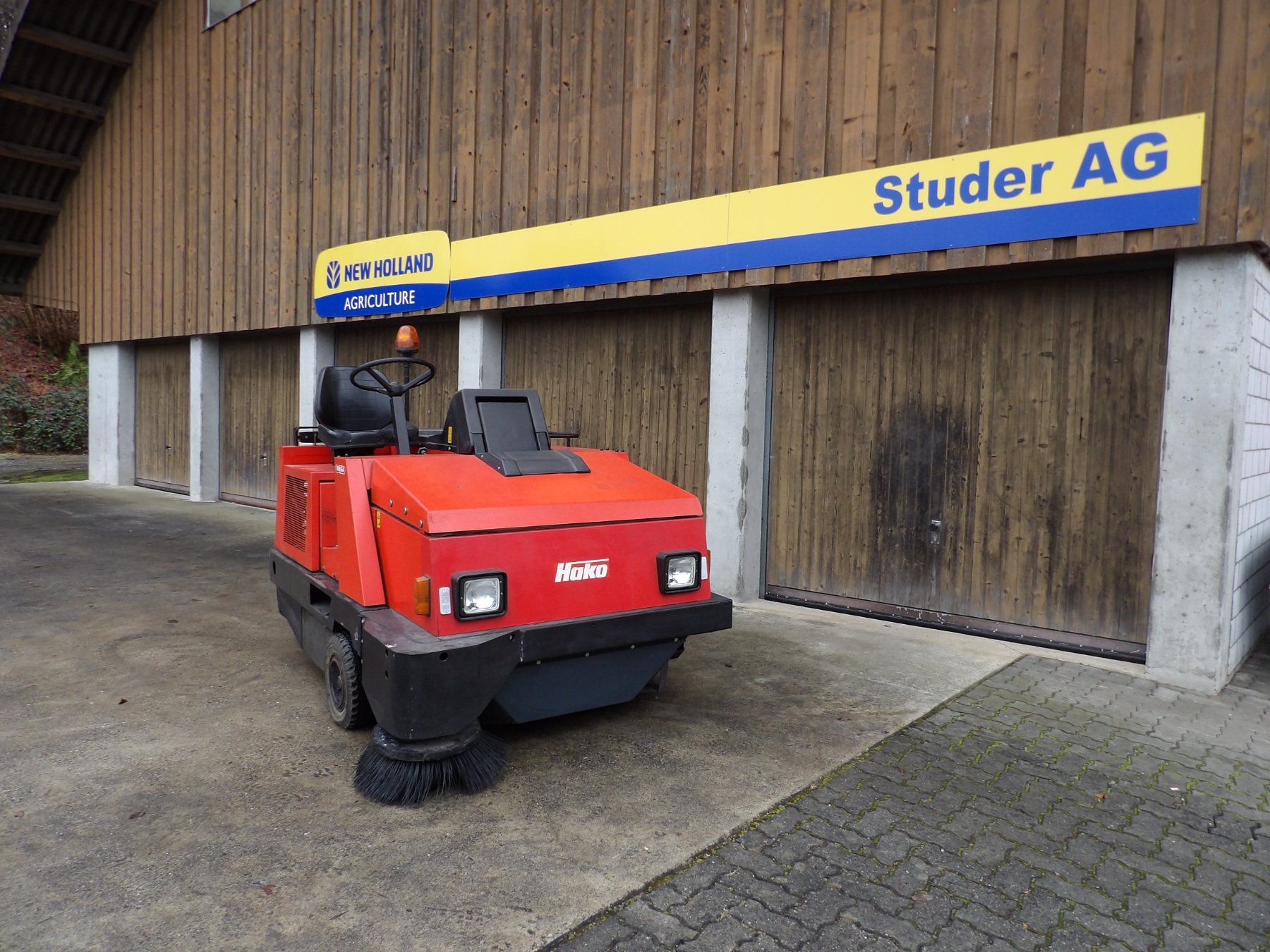 Hako Tutte le macchine: Hako Jonas 1700 D Kehrmaschine – Usato da Lyssach venduto da stuly