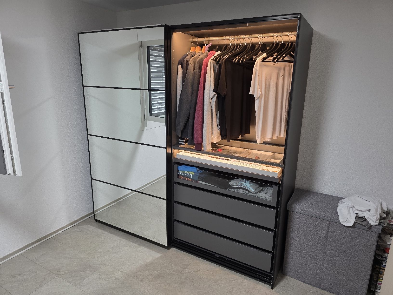 Ikea Armadi: IKEA PAX Kleiderschrank – Nuovo (secondo la descrizione) da Kaltbrunn venduto da a_s_28jn 1