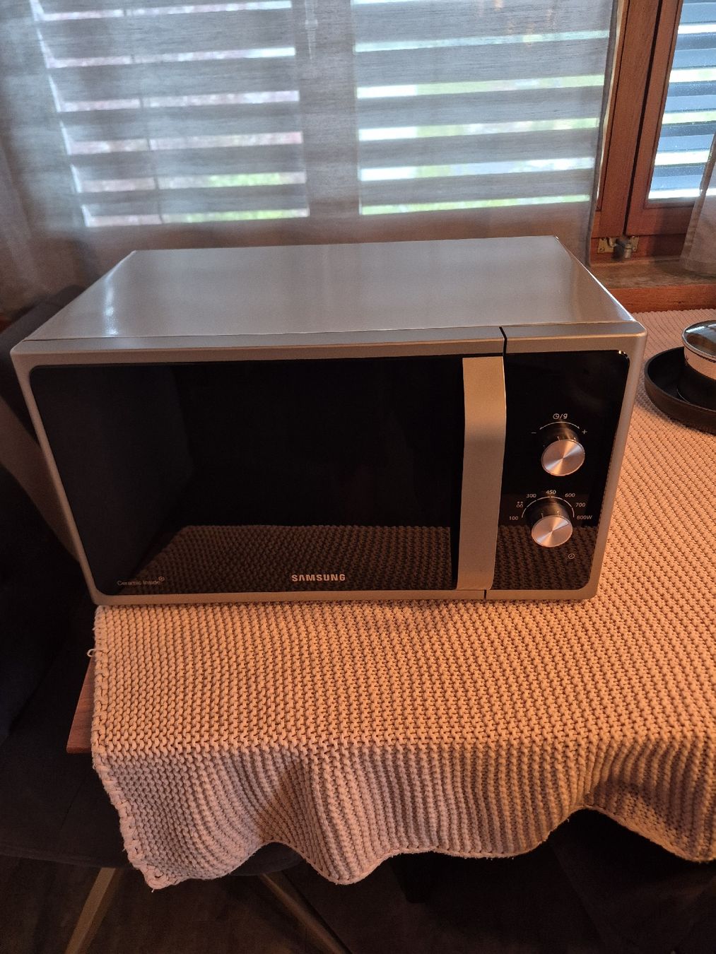Küchengeräte: Samsung Mikrowelle MS23F301EAS – Gebraucht aus gretzenbach von Net.Control