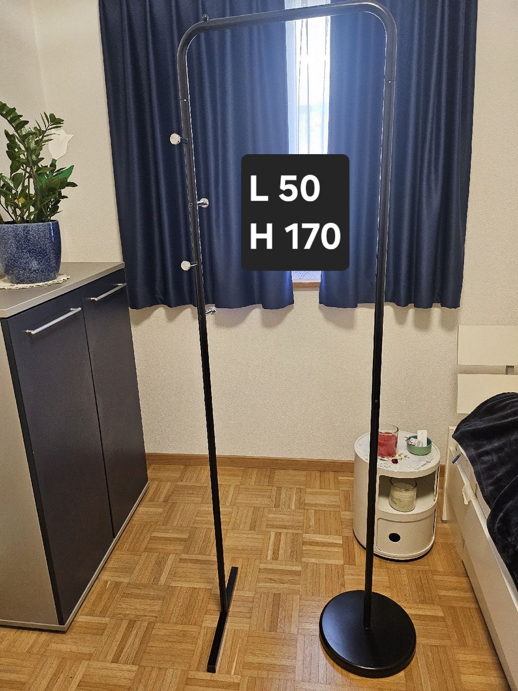 Garderobe: garderobe – Gebraucht aus Biel/Bienne von MOUSTIQUE11