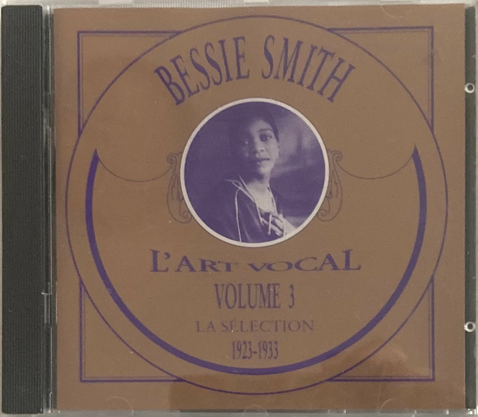 CD: BESSIE SMITH - LA SÉLÉCTION 1923-1933 – Usato da Poliez-Pittet venduto da Newtown-Records
