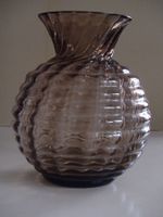 bauchige braune gerippte Glas Vase 60er Jahre