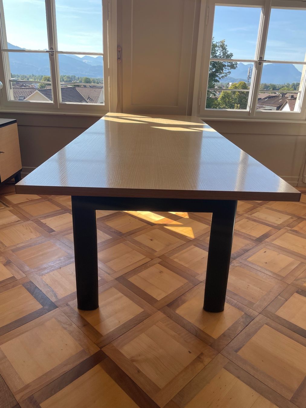 Cassina Tische: Original Cassina LC 6 Tisch – Gebraucht aus Balgach von anne_58 2