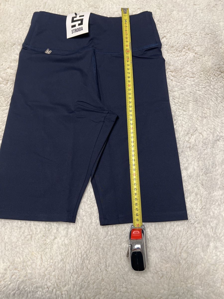 Leggings: Short Stroida bleu marine, taille L, neuf – Neu und originalverpackt aus Chenens von anasantos90 3