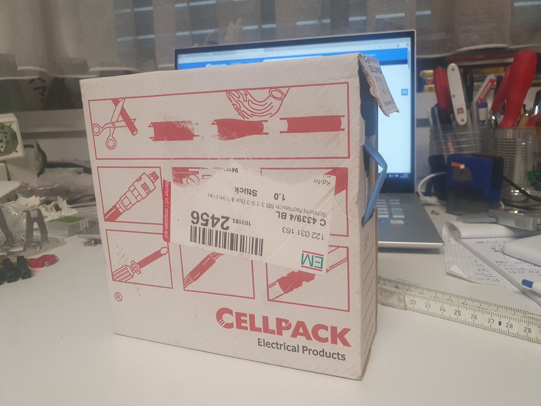 Rohre & Schläuche: Schrumpfschlauch Cellpack SR1F3 SB 9-3mm 8meter blau – Neu und originalverpackt aus Zürich von Alibaba1234 1