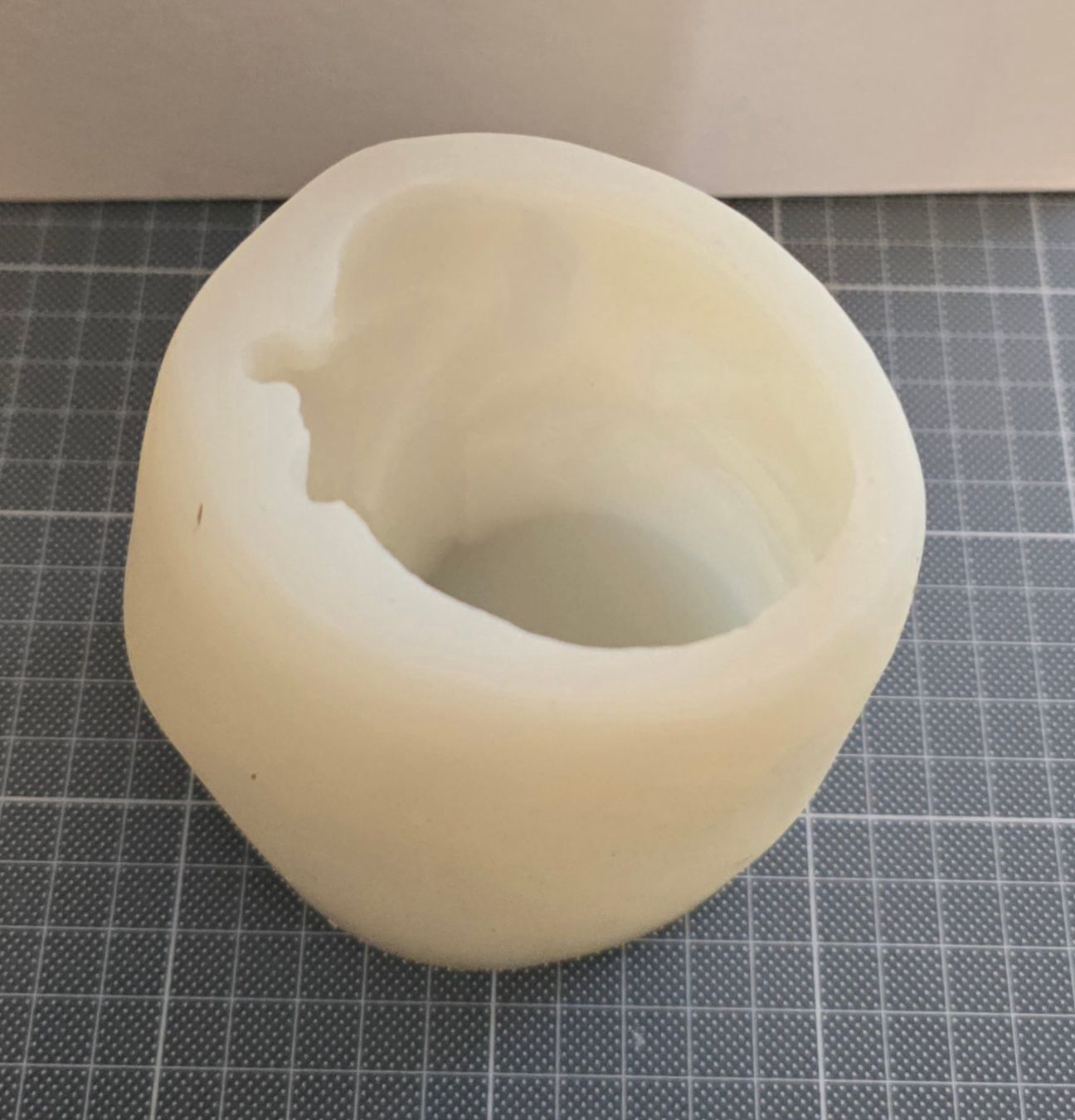 Teglie da forno: Seifen-Kerzen Silikonform / Mold / Wolf – Nuovo e nell'imballaggio originale da Zürich venduto da amysmith 2