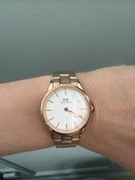 Daniel Wellington – Montre femme dorée – Très élégante