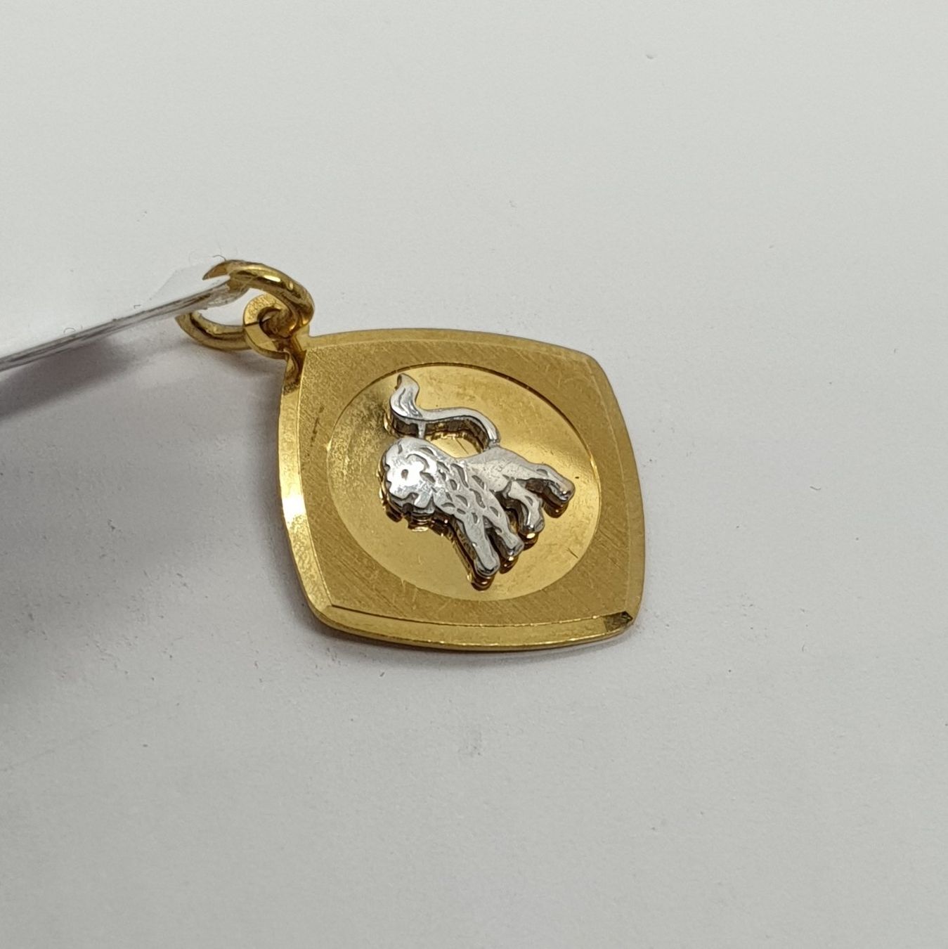 Anhänger: Echt 18K Gold - Löwe Anhänger – Gebraucht aus Luzern von Goldhaus-Luzern 1