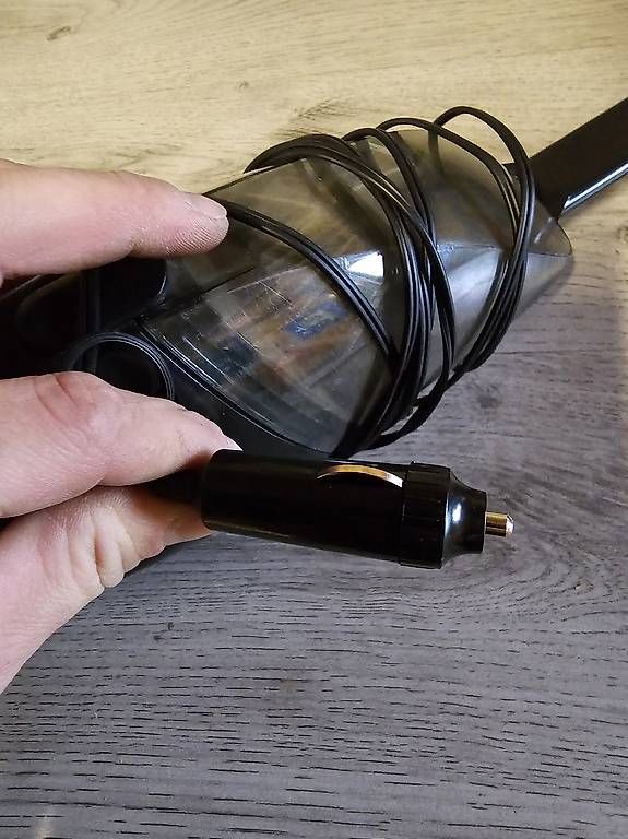 Aspirapolveri & Accessori: 12 Volt Staubsauger  – Usato da Flühli LU venduto da and_d2wp 1
