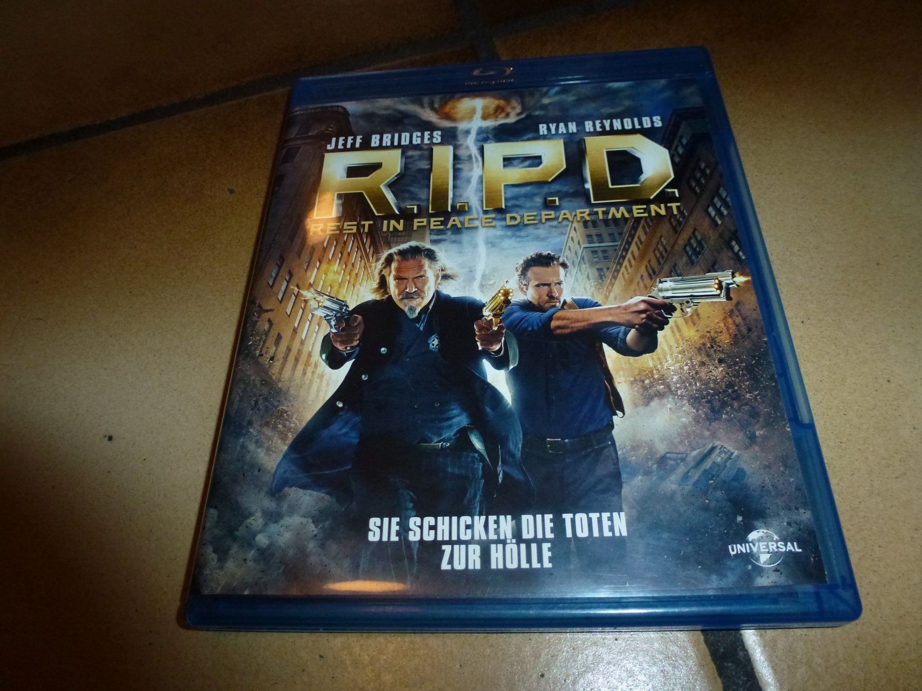 Tutti i DVDs: R.I.P.D - Rest in Peace BLU-RAY – Usato da Olten venduto da Disc-Verkauf