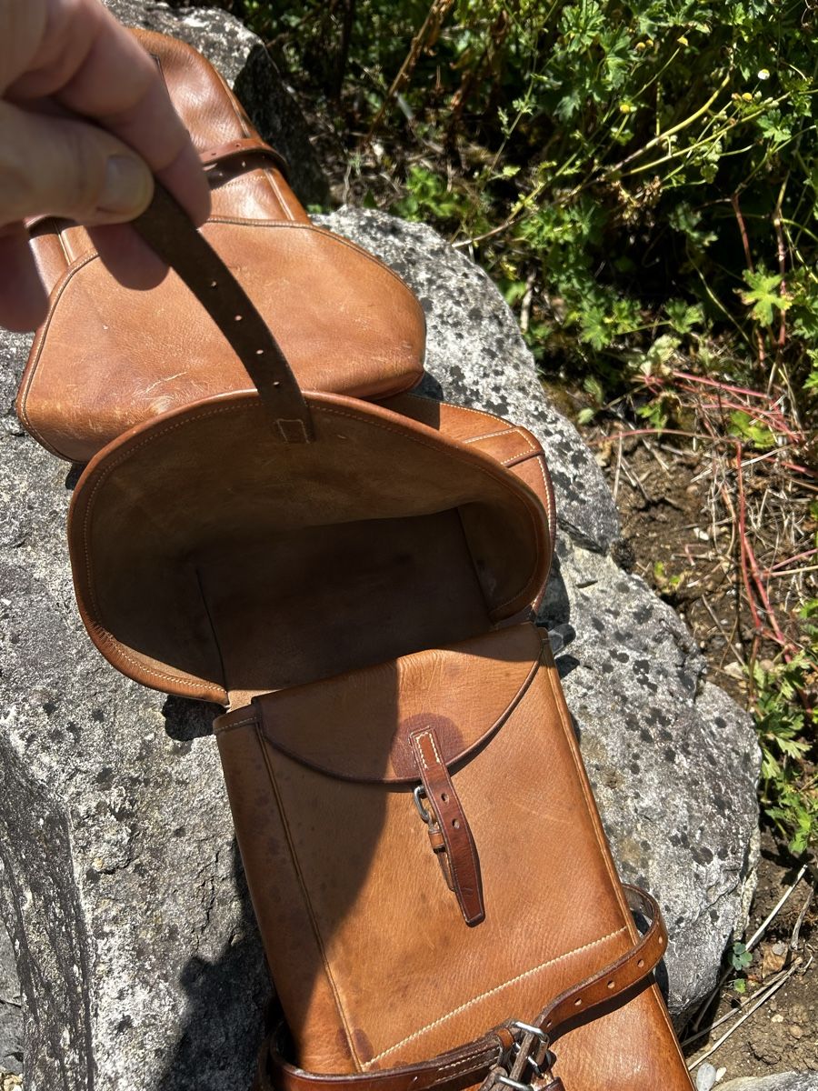 Schweizer Armee Uniformen: CH Ordonnanz Satteltasche – Gebraucht aus Büren SO von STEN02 6